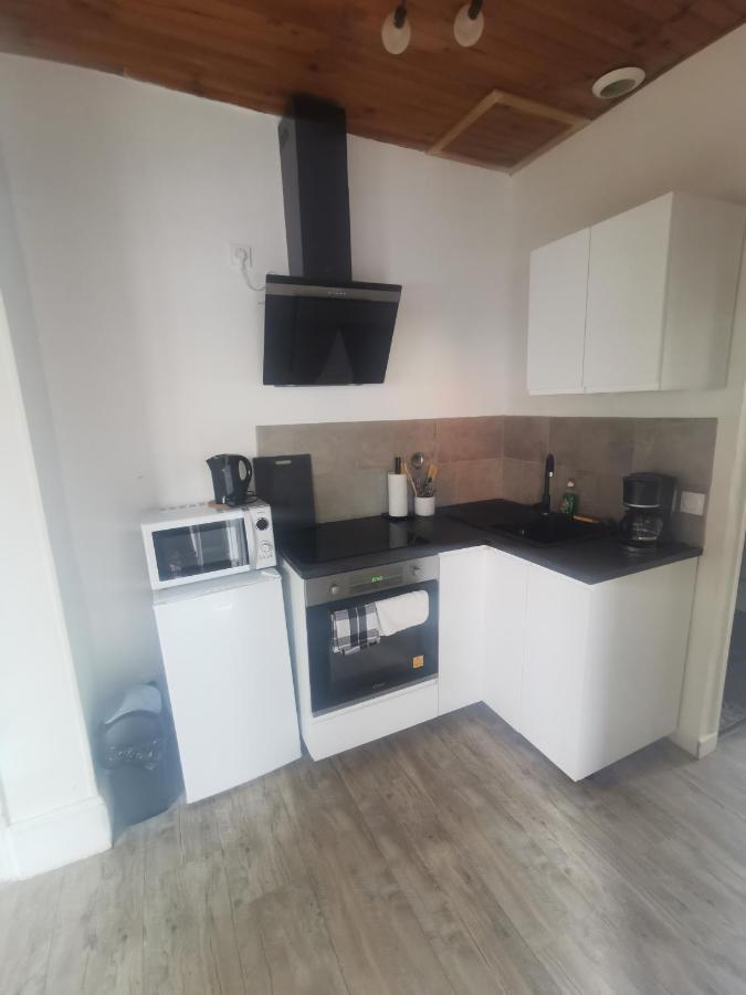 Appartement Avec Terrasse Vichy Dış mekan fotoğraf
